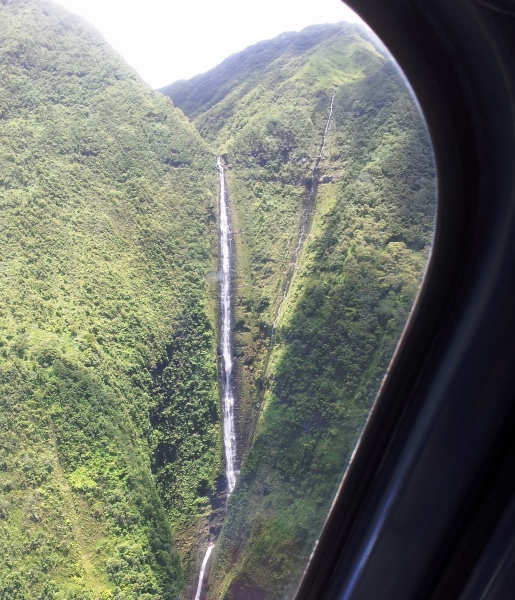 Molokai highest waterfall